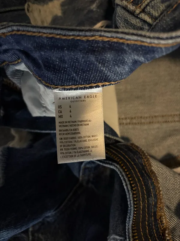 American Eagle Jean Shorts - Image 4