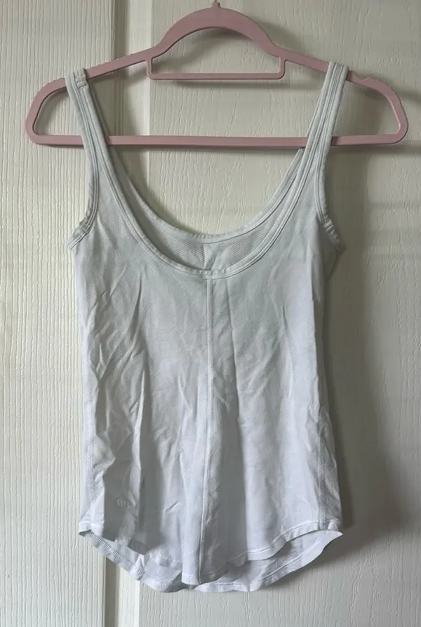 Lululemon Mesh Scoop Neck White Tank - Image 4