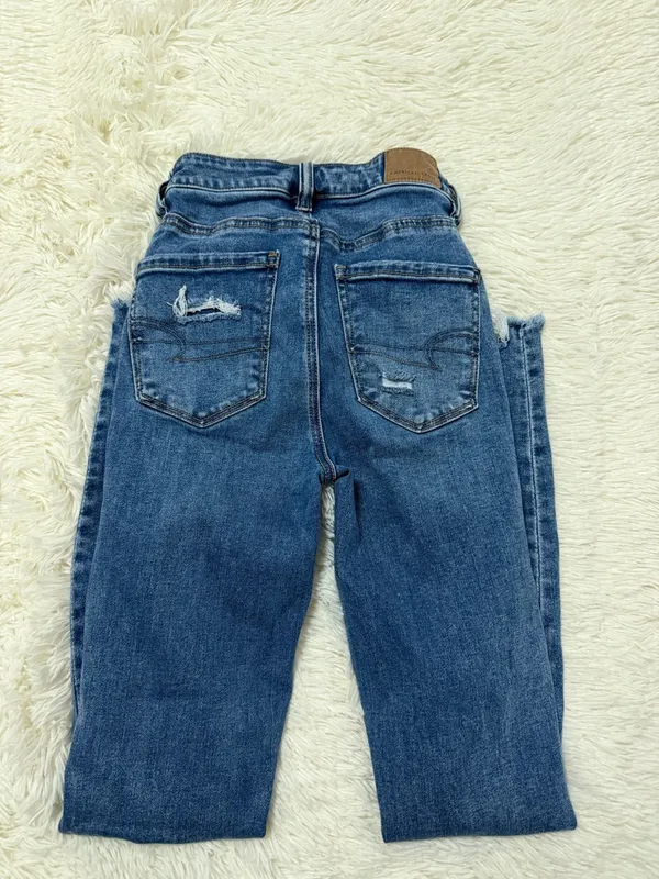 American Eagle Outfitters Hi-Rise Jegging with Raw Hem - Image 4