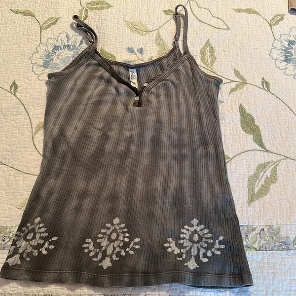 Top spaghetti straps fitted - Image 3