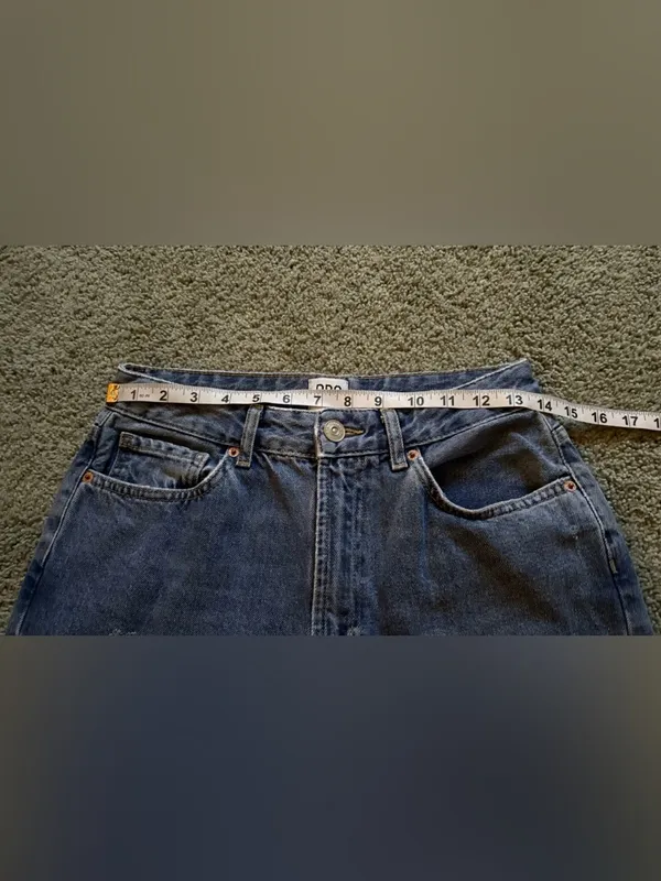 BDG Urban Outfitters Mom High Rise Jeans Womens Size 28 Denim 100% Cotton 90s - Image 2