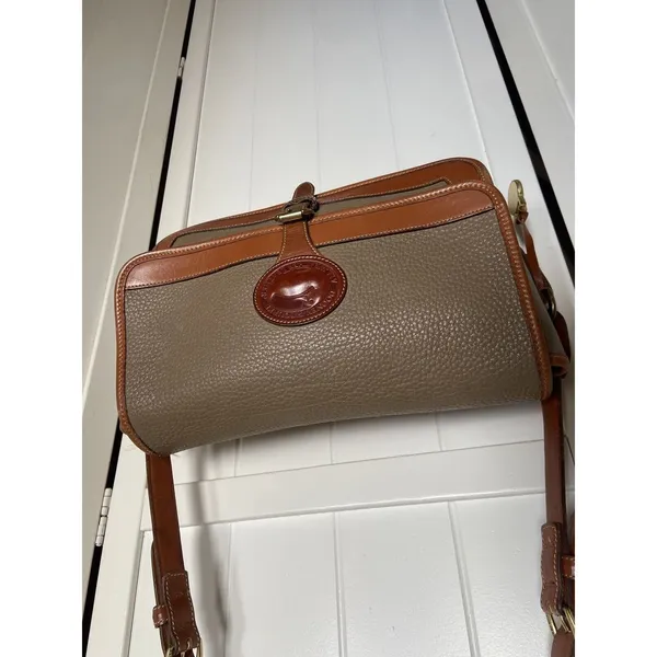 Dooney & Bourke Taupe Brown Purse Handbag Tote All Weather Leather USA‎ Vintage - Image 6