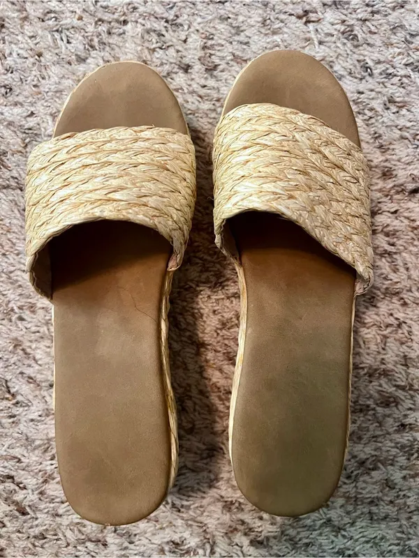 Woven Slide Sandals in Natural Straw 8.5 - Image 2