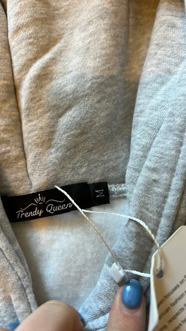 Amazon Trendy Queen Hoodie - Image 3