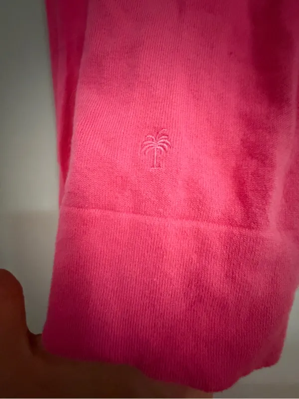 Lilly Pulitzer V-Neck Sweater in Hot Pink- Medium - Image 3