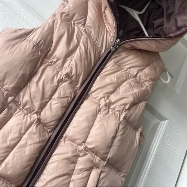 Eddie Bauer Women’s Vintage Goose-Down Hooded Puffer Vest – Size Small - Image 2