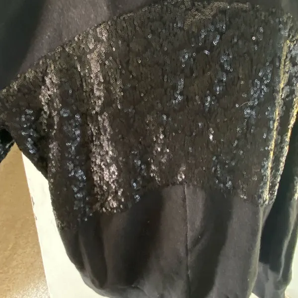 Victoria's Secret Black Sequin Panel Sweatshirt Pullover Size Medium - Image 3