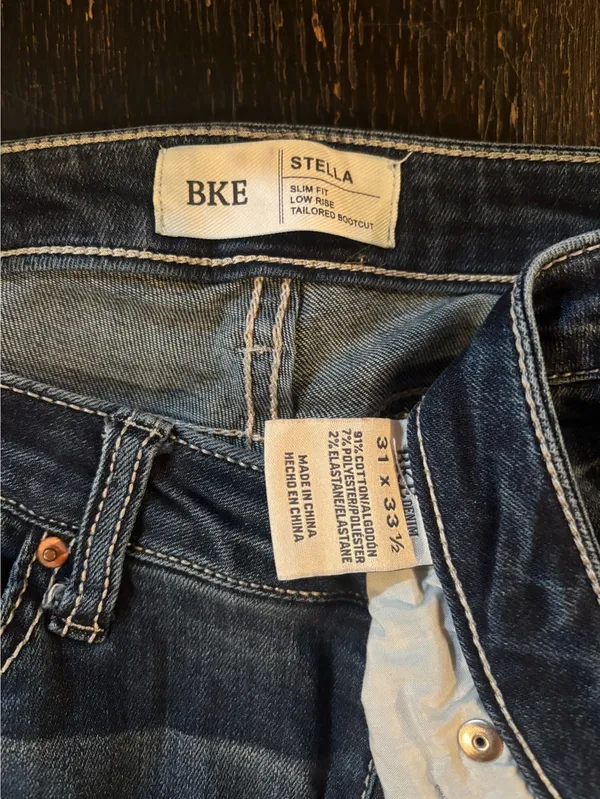 Buckle Jeans - Image 2