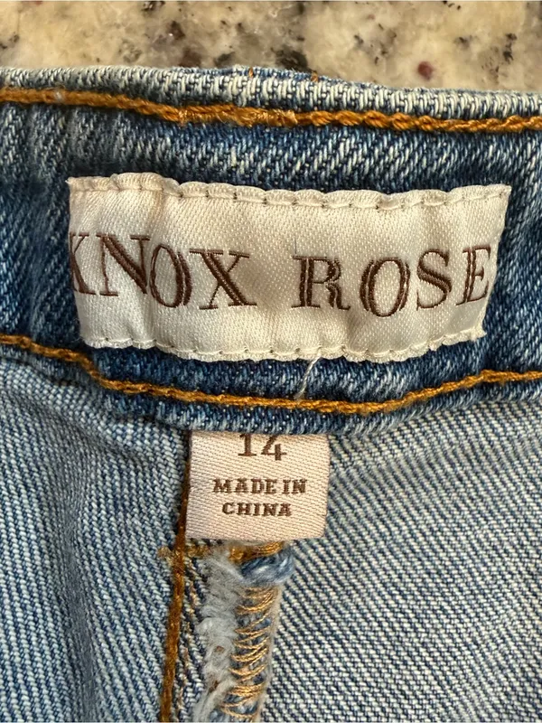 Knox Rose Blue Denim Shorts with Geometric Embroidered Trim - Image 3
