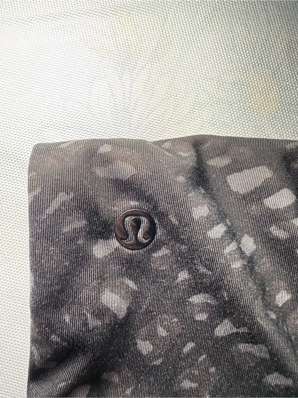 Lululemon Patterned Joggers - Image 3