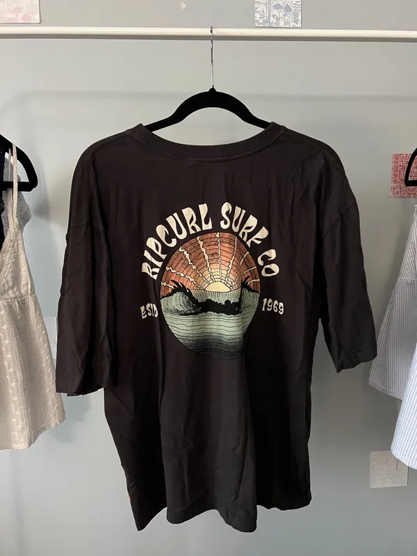 Rip curl graphic tee  - Image 2