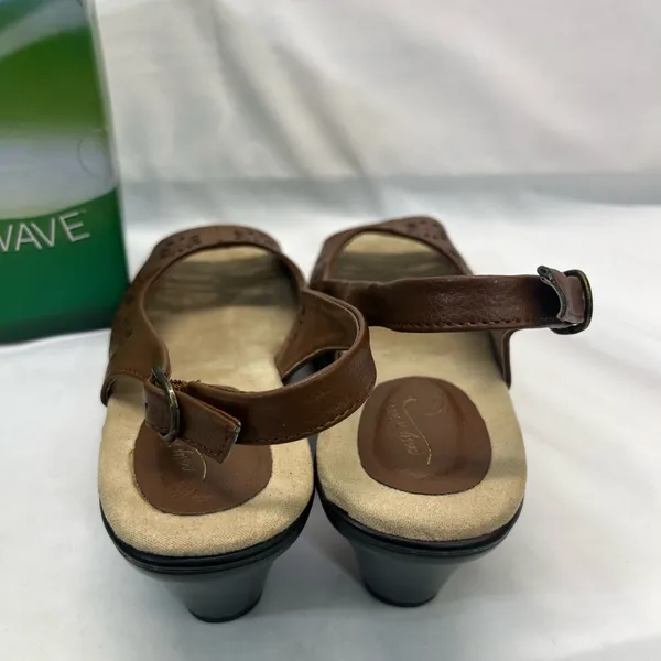 Easy Street Slingback Sandals Die Cut Leather Uppers 9 Kaley Tan‎ Brown New - Image 5