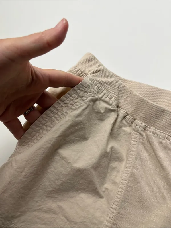 Daily Practice Beige‎ Cream Cropped Pants Womens Size Medium Petite Wide Leg - Image 10