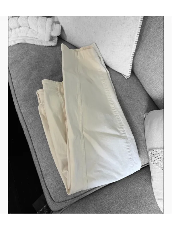 Madewell Wide Leg Tapered Jeans - Image 6