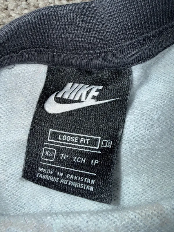 Nike Women's Sportswear Dance Fleece Loose Fit Crewneck Sweatshirt - Image 3
