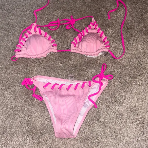 New hot pink stylish triangle rose bikini set size Large adjustable - Image 2