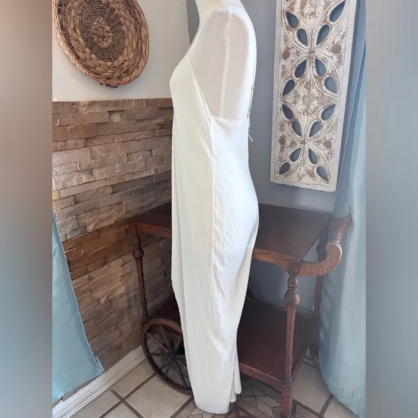 Elegant White Chemise Slip Size M - Image 3