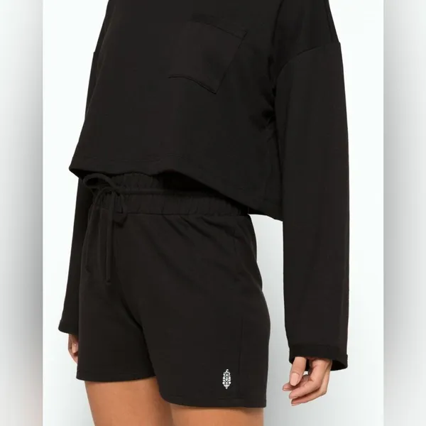 NWOT FREE PEOPLE Movement Sunny Athleisure Shorts Black Size Small - Image 2