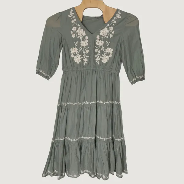 3271 | Lucky Brand Embroidered Tiered Midi Dress Sage Green Cotton Women L - Image 4