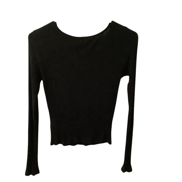 Me to We Black Crisscross Front Long Sleeve Top - Image 7