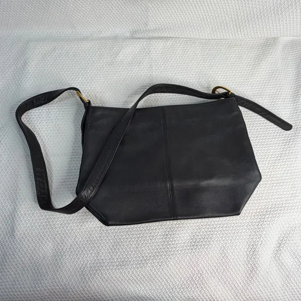 Stone Mountain Black Leather Crossbody Bag Gold Hardware Adjustable Strap - Image 8