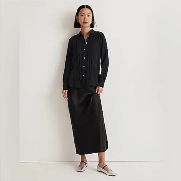 Madewell Black Crinkled Button-Up Shirt Size Medium - Image 4