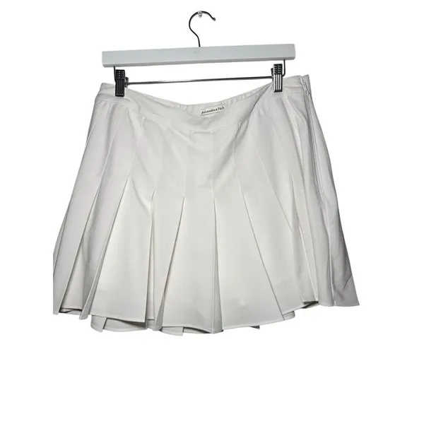 Abercrombie & Fitch pleated white skort Large - Image 4