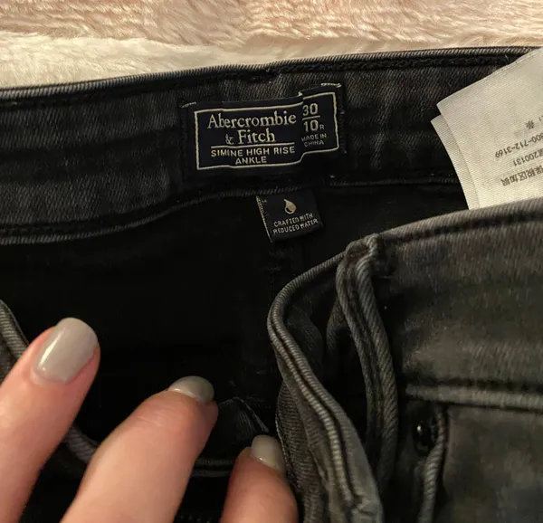 Abercrombie Jeans - Image 5