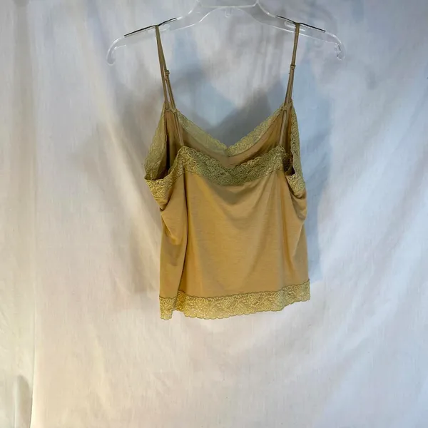 Apostrophe Petite (14-16) Y2k gold camisole with lace trim. - Image 5