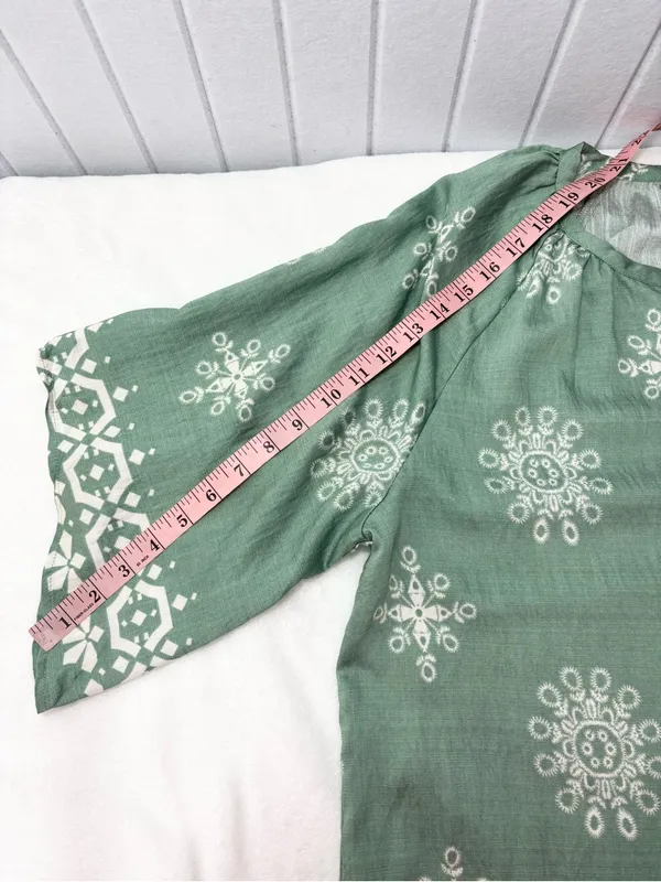 Bebonnie Boho Embroidered Tunic Top - Sage‎ Green Size L NEW - Image 9