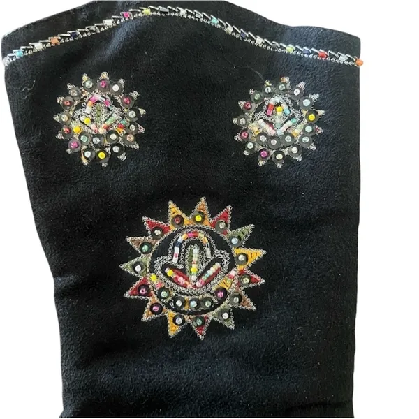 Splash fusion Foot Wear Black Velvet Embroidered Western Heel Boots Size 7 - Image 4