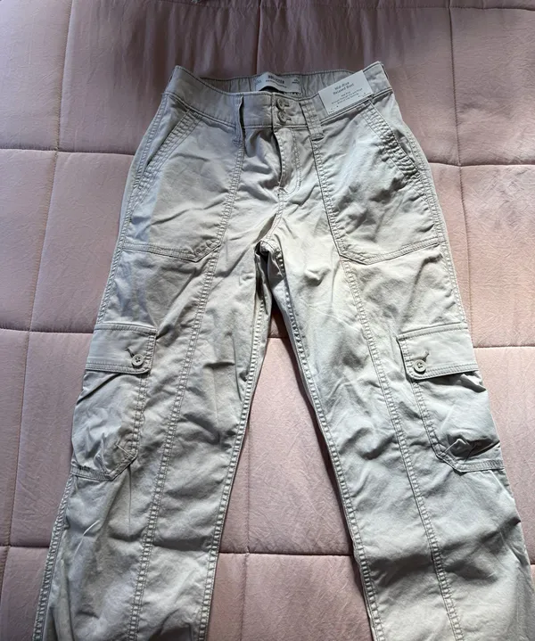 Hollister Cargo Pants - Image 2