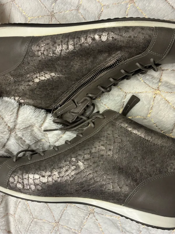 Ecco Women’s Taupe Lace-Up High-Top Boots with Side Zip size 9)9.5 USA - Image 6