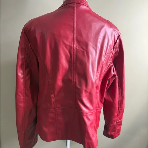 NWT C & A Red Leather Zip - Image 11