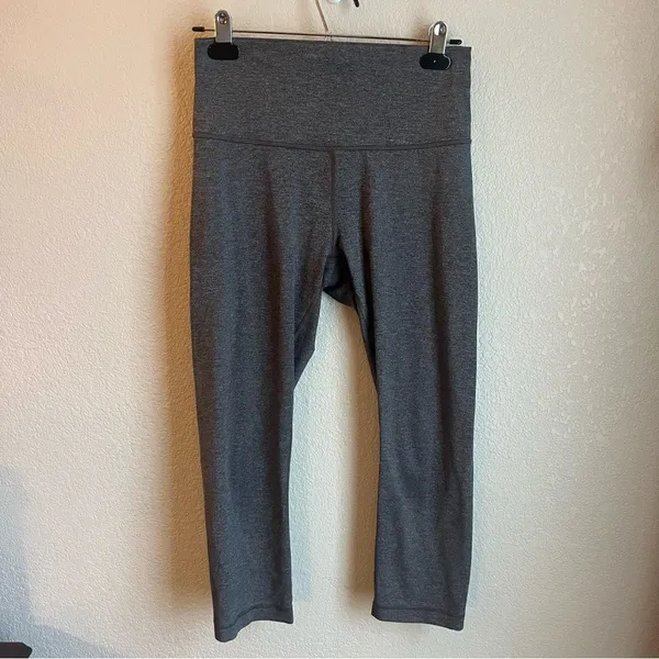 Lululemon Wunder Under Crop (Hi-Rise) *Luxtreme 21" Heathered Black - Image 6