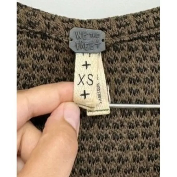 Free People We The Free Olive Green‎ Waffle Knit Split Back Thermal Top XS - Image 7