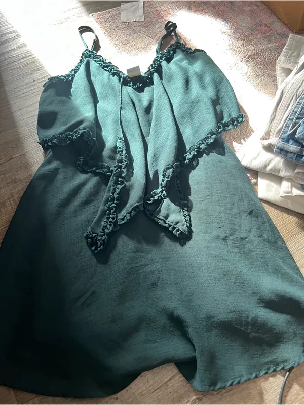 Selfie Leslie forest green Tie-Front ruffle Mini Dress - Image 7