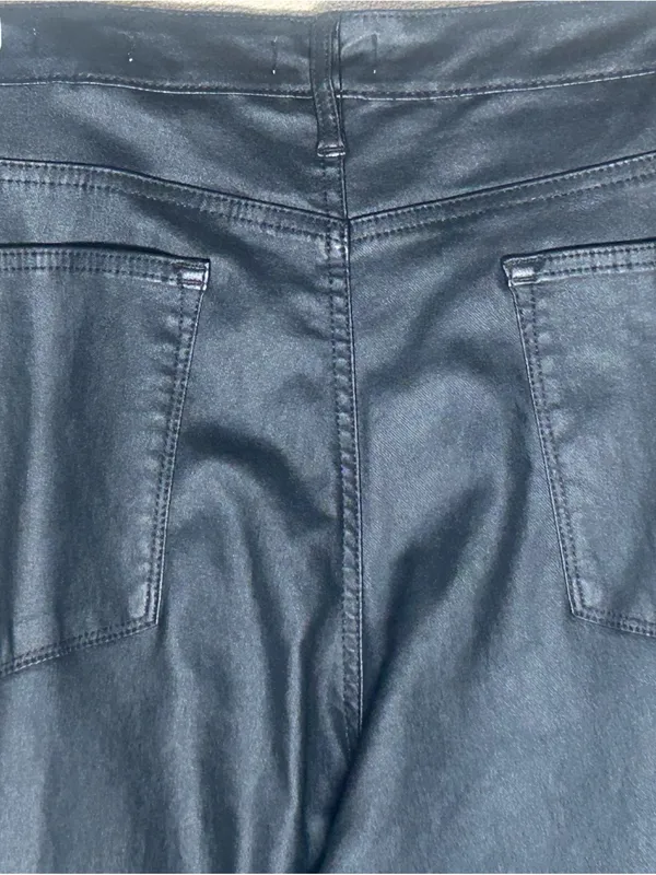 Plus size Black Faux Leather Flare Pants by Sofia Vergara Size 20 NWT. Smooth. - Image 7