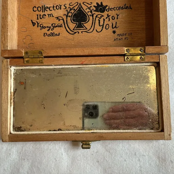 Vintage Wooden Box Handbag with Horse and Carriage Design by Gary Gails - Image 9