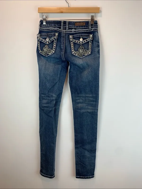 ViVi Diva skinny jeans sz 5 dark wash bedazzled embroidered floral western moto - Image 4