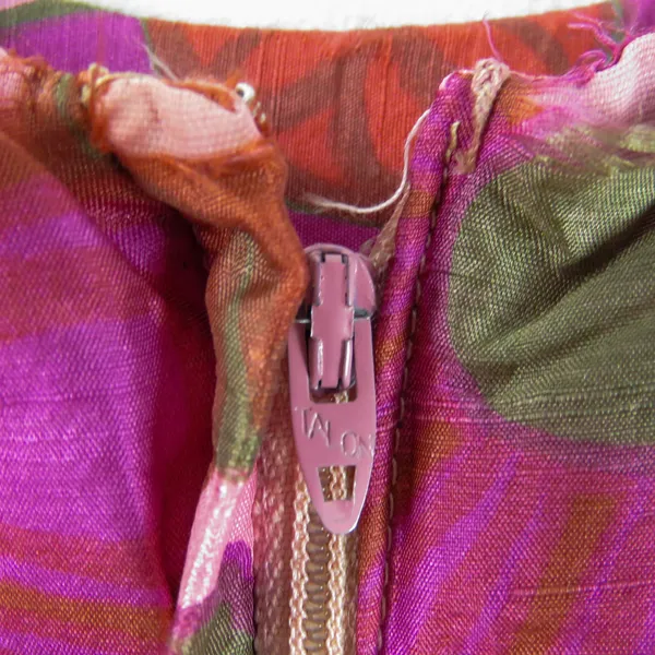 Musette 1960s Vintage Pink Floral High Neck Sleeveless Mini Dress XS Retro Mod - Image 9