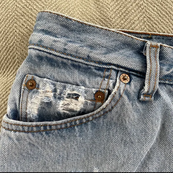 High Waisted Vintage Levi Shorts - Image 4