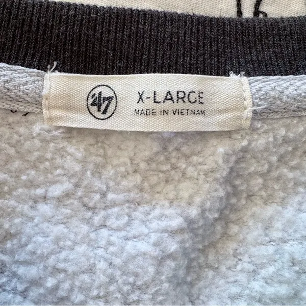 47 Brand KANSAS CITY CHIEFS Long Sleeve Cropped Sweatshirt - Image 3