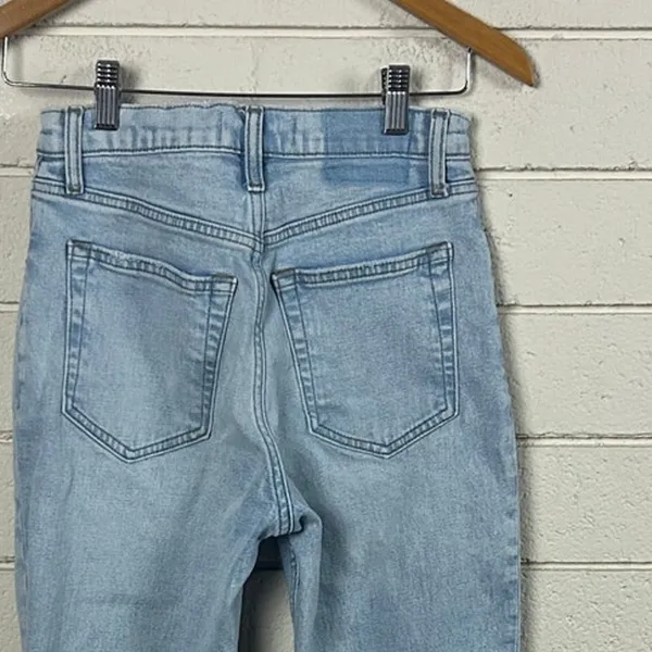 Abercrombie & Fitch 90s Slim Straight Ultra High Rise size 26S - Image 8
