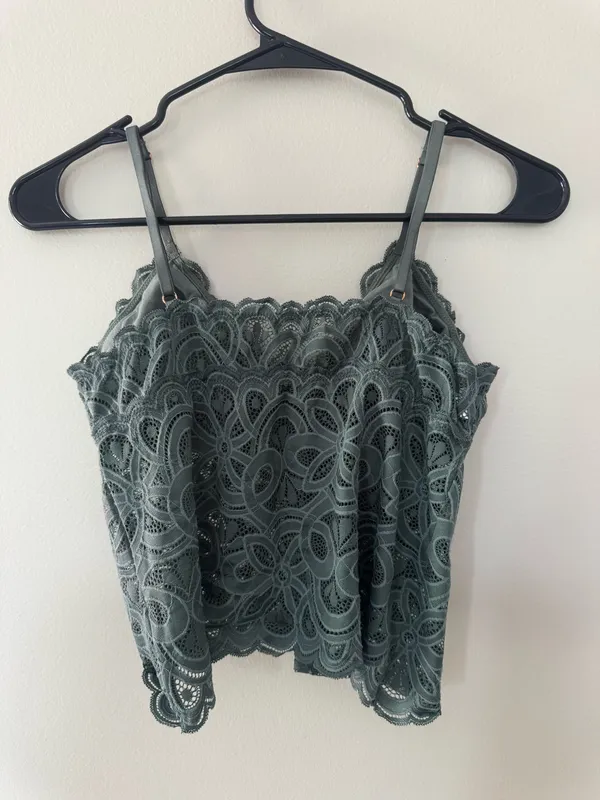 Aerie lace green shirt - Image 2