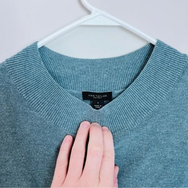 Ann Taylor Blue Crew Neck Sweater Ribbed Knit - Image 2