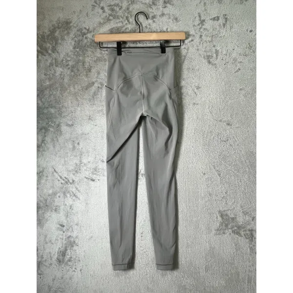 Lululemon Swift Speed High-Rise Tight‎ 28" Gull Grey Size 0 - Image 3