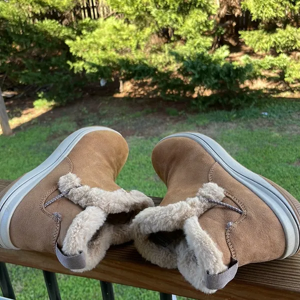 Clark’s cloudstepper breeze faux fur slip on boots - Image 7