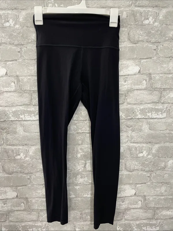 Lululemon Align High-Rise Pant 25"
Black - Image 4