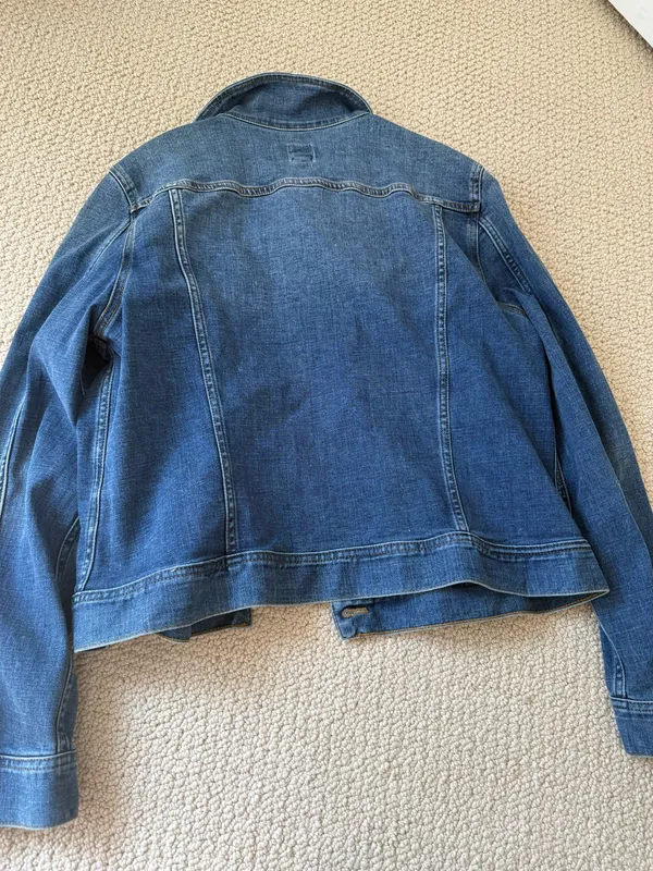J crew Jean jacket - Image 4